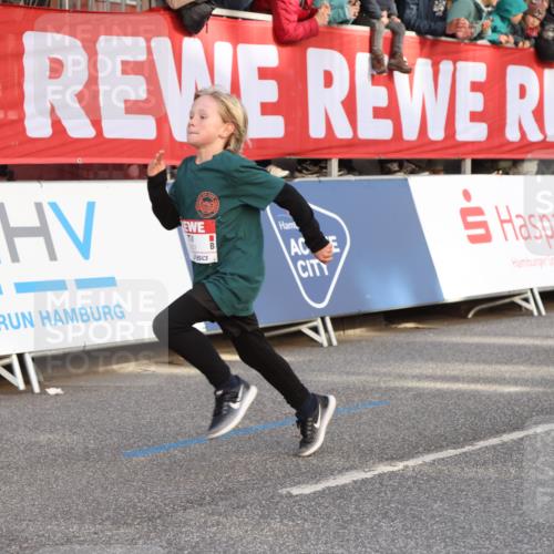 25.04.2025 - Das Zehntel Lena Gebhardt http://msf.ph/oto/7775535 26.04.2025 08:49:53 Ziel 1107, 1116, 1131, 1537, 1750, 2014, 2383, 2739, 2995, 3539, 3540 meine-sportfotos.de