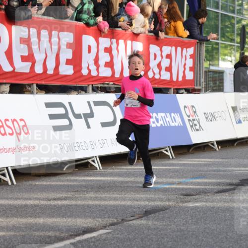 25.04.2025 - Das Zehntel Lena Gebhardt http://msf.ph/oto/7775659 26.04.2025 08:49:56 Ziel 1107, 1116, 1131, 1750, 2014, 2363, 2383, 2637, 2739, 2995, 3539, 3540 meine-sportfotos.de