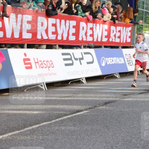 25.04.2025 - Das Zehntel Lena Gebhardt http://msf.ph/oto/7775972 26.04.2025 08:49:58 Ziel 1107, 1116, 1131, 1549, 1750, 2014, 2363, 2383, 2637, 2739, 2995, 3539, 3540 meine-sportfotos.de