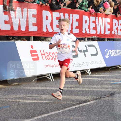 25.04.2025 - Das Zehntel Lena Gebhardt http://msf.ph/oto/7776027 26.04.2025 08:49:59 Ziel 1107, 1116, 1131, 1549, 1750, 2014, 2363, 2383, 2637, 2739, 2995, 3539, 3540 meine-sportfotos.de