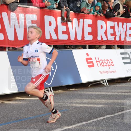 25.04.2025 - Das Zehntel Lena Gebhardt http://msf.ph/oto/7776068 26.04.2025 08:49:59 Ziel 1107, 1116, 1131, 1549, 1750, 2014, 2363, 2383, 2637, 2739, 2995, 3539, 3540 meine-sportfotos.de