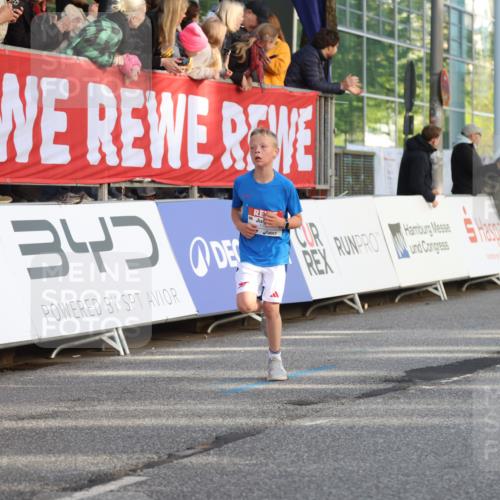 25.04.2025 - Das Zehntel Lena Gebhardt http://msf.ph/oto/7776147 26.04.2025 08:50:04 Ziel 1107, 1131, 1549, 1750, 2014, 2363, 2383, 2637, 2728, 2739, 2995, 3455, 3539, 3540 meine-sportfotos.de