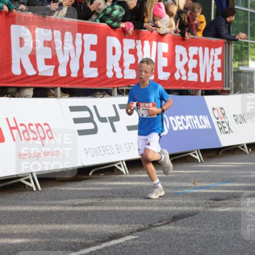 25.04.2025 - Das Zehntel Lena Gebhardt http://msf.ph/oto/7776171 26.04.2025 08:50:05 Ziel 1107, 1131, 1549, 1750, 2014, 2363, 2383, 2637, 2728, 2739, 3455, 3539, 3540 meine-sportfotos.de