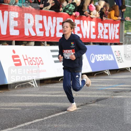 25.04.2025 - Das Zehntel Lena Gebhardt http://msf.ph/oto/7777881 26.04.2025 08:50:31 Ziel 1283, 1458, 1549, 1884, 2098, 2103, 2208, 2349, 2363, 2397, 2492, 2517, 2655, 2728, 2849, 2855, 2874, 3233, 3445, 3455, 3485, 3520, 3527, 3528, 3774, 3812, 3849, 3872 meine-sportfotos.de