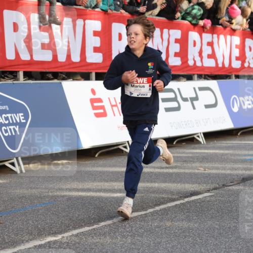 25.04.2025 - Das Zehntel Lena Gebhardt http://msf.ph/oto/7777906 26.04.2025 08:50:31 Ziel 1283, 1458, 1549, 1884, 2098, 2103, 2208, 2349, 2363, 2397, 2492, 2517, 2655, 2728, 2849, 2855, 2874, 3233, 3445, 3455, 3485, 3520, 3527, 3528, 3774, 3812, 3849, 3872 meine-sportfotos.de