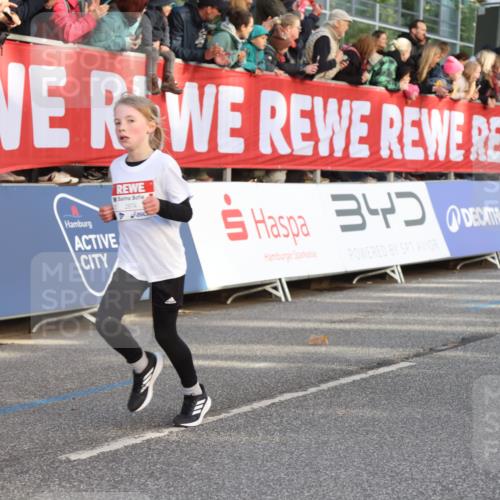 25.04.2025 - Das Zehntel Lena Gebhardt http://msf.ph/oto/7778099 26.04.2025 08:50:35 Ziel 1283, 1458, 1884, 2098, 2103, 2166, 2208, 2349, 2397, 2492, 2517, 2655, 2728, 2800, 2849, 2855, 2874, 2903, 2920, 3210, 3214, 3233, 3445, 3455, 3485, 3520, 3527, 3528, 3774, 3812, 3849, 3872 meine-sportfotos.de