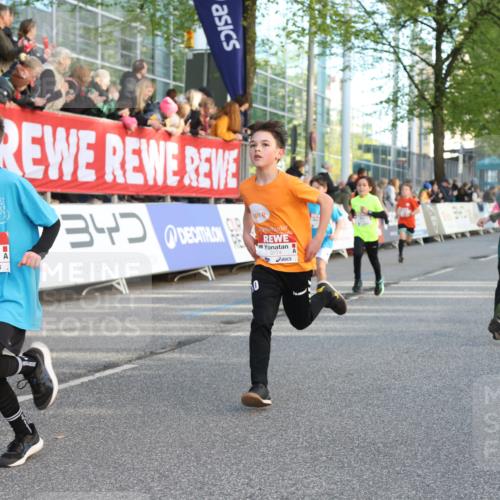 25.04.2025 - Das Zehntel Lena Gebhardt http://msf.ph/oto/7778668 26.04.2025 08:50:47 Ziel 1283, 1458, 1473, 1476, 1884, 2098, 2103, 2156, 2166, 2321, 2349, 2397, 2492, 2517, 2643, 2711, 2731, 2800, 2840, 2849, 2852, 2855, 2903, 2920, 2935, 3210, 3214, 3233, 3445, 3520, 3527, 3528, 3774, 3812, 3849, 3872 meine-sportfotos.de