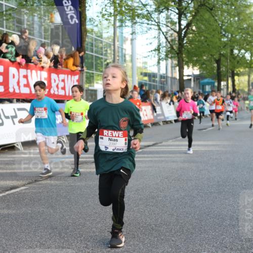 25.04.2025 - Das Zehntel Lena Gebhardt http://msf.ph/oto/7778732 26.04.2025 08:50:48 Ziel 1283, 1458, 1473, 1476, 1884, 2098, 2103, 2156, 2166, 2321, 2325, 2349, 2397, 2492, 2517, 2643, 2711, 2731, 2800, 2840, 2849, 2852, 2855, 2903, 2920, 2935, 3210, 3214, 3445, 3520, 3527, 3528, 3774, 3812, 3849, 3872 meine-sportfotos.de