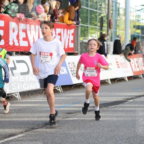 25.04.2025 - Das Zehntel Lena Gebhardt http://msf.ph/oto/7779102 26.04.2025 08:50:53 Ziel 1114, 1458, 1473, 1476, 1884, 2098, 2103, 2156, 2166, 2321, 2325, 2397, 2492, 2517, 2643, 2711, 2731, 2734, 2800, 2840, 2849, 2852, 2855, 2903, 2920, 2935, 3210, 3214, 3445, 3520, 3528, 3774, 3782, 3812, 3849, 3872 meine-sportfotos.de