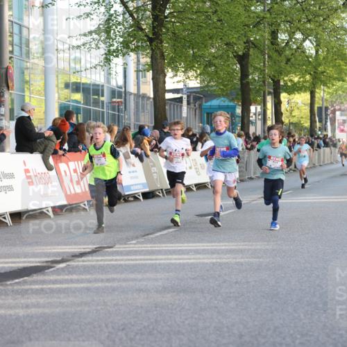 25.04.2025 - Das Zehntel Lena Gebhardt http://msf.ph/oto/7779192 26.04.2025 08:50:58 Ziel 1114, 1458, 1473, 1476, 1484, 1748, 1884, 2098, 2103, 2156, 2166, 2321, 2325, 2392, 2474, 2492, 2643, 2709, 2711, 2731, 2734, 2778, 2800, 2840, 2852, 2855, 2903, 2920, 2935, 3210, 3214, 3445, 3520, 3782, 3812, 3849, 3865, 3872 meine-sportfotos.de