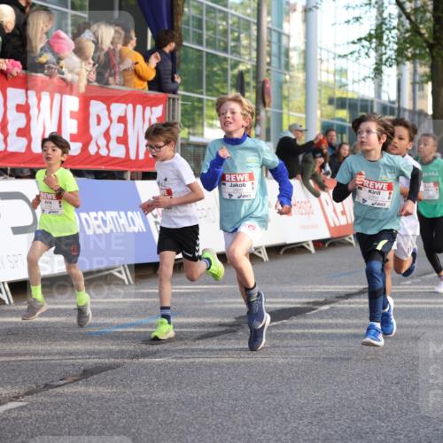 25.04.2025 - Das Zehntel Lena Gebhardt http://msf.ph/oto/7779390 26.04.2025 08:51:00 Ziel 1087, 1114, 1473, 1476, 1484, 1748, 1884, 2098, 2103, 2156, 2166, 2321, 2325, 2392, 2474, 2492, 2643, 2709, 2711, 2718, 2731, 2734, 2778, 2800, 2827, 2840, 2852, 2855, 2903, 2920, 2935, 3210, 3214, 3231, 3445, 3520, 3782, 3812, 3849, 3865, 3872 meine-sportfotos.de