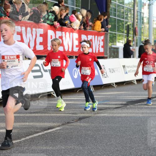 25.04.2025 - Das Zehntel Lena Gebhardt http://msf.ph/oto/7780466 26.04.2025 08:51:29 Ziel 1080, 1087, 1177, 1484, 1488, 1546, 1748, 1757, 1781, 1787, 1922, 1943, 2010, 2213, 2309, 2348, 2356, 2392, 2474, 2505, 2621, 2644, 2667, 2672, 2684, 2700, 2709, 2718, 2778, 2795, 2827, 2832, 2848, 2853, 2907, 2914, 2919, 2960, 3040, 3049, 3066, 3097, 3099, 3188, 3231, 3415, 3710, 3808, 3865, 3877 meine-sportfotos.de