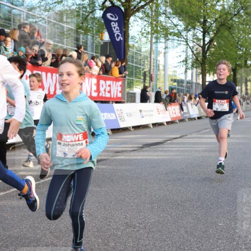 25.04.2025 - Das Zehntel Lena Gebhardt http://msf.ph/oto/7781626 26.04.2025 08:51:53 Ziel 1112, 1113, 1171, 1177, 1208, 1232, 1488, 1546, 1621, 1654, 1757, 1788, 1939, 1943, 2010, 2015, 2149, 2213, 2309, 2348, 2481, 2505, 2621, 2644, 2684, 2700, 2779, 2848, 2853, 2907, 2960, 2975, 3049, 3060, 3066, 3099, 3188, 3404, 3450, 3486, 3516, 3530, 3538, 3595, 3720, 3856, 3873, 3877 meine-sportfotos.de