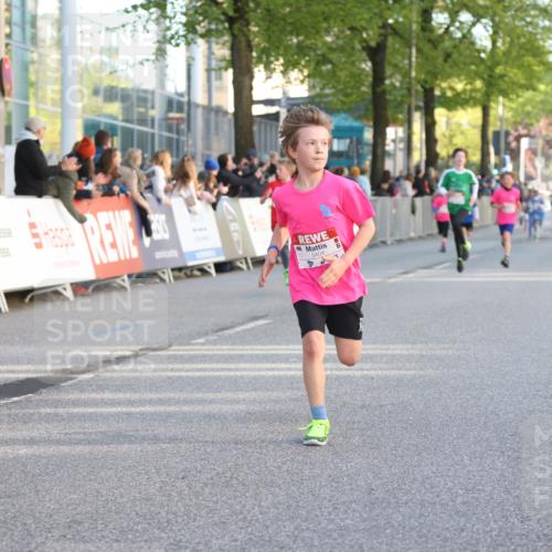 25.04.2025 - Das Zehntel Lena Gebhardt http://msf.ph/oto/7782187 26.04.2025 08:52:06 Ziel 1112, 1113, 1166, 1171, 1176, 1188, 1207, 1208, 1232, 1245, 1621, 1654, 1788, 1939, 2015, 2023, 2149, 2161, 2216, 2355, 2364, 2481, 2859, 2886, 3060, 3160, 3161, 3212, 3404, 3407, 3450, 3486, 3496, 3516, 3530, 3538, 3595, 3720, 3822, 3856, 3873 meine-sportfotos.de