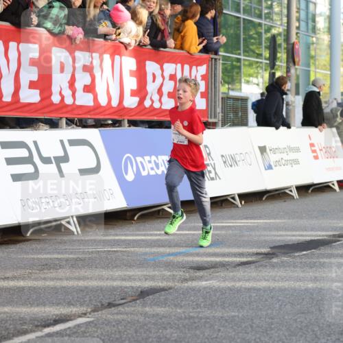 25.04.2025 - Das Zehntel Lena Gebhardt http://msf.ph/oto/7782257 26.04.2025 08:52:09 Ziel 1112, 1122, 1166, 1171, 1176, 1188, 1207, 1208, 1232, 1245, 1418, 1621, 1654, 1788, 1939, 2015, 2023, 2149, 2161, 2216, 2355, 2364, 2481, 2804, 2859, 2886, 3060, 3160, 3161, 3171, 3212, 3404, 3407, 3450, 3496, 3516, 3530, 3595, 3720, 3822, 3856, 3873 meine-sportfotos.de