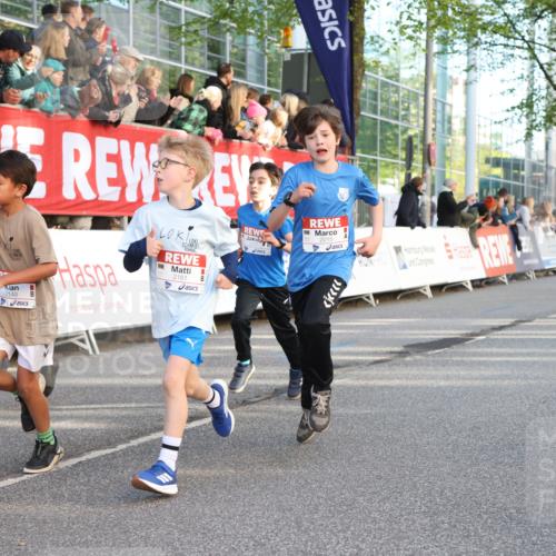 25.04.2025 - Das Zehntel Lena Gebhardt http://msf.ph/oto/7782544 26.04.2025 08:52:15 Ziel 1122, 1127, 1166, 1176, 1188, 1207, 1208, 1232, 1245, 1418, 1654, 1788, 1939, 1979, 2015, 2023, 2029, 2149, 2161, 2216, 2355, 2364, 2804, 2859, 2886, 3060, 3085, 3160, 3161, 3171, 3212, 3404, 3407, 3450, 3496, 3516, 3530, 3595, 3720, 3822 meine-sportfotos.de