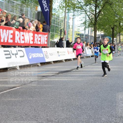 25.04.2025 - Das Zehntel Lena Gebhardt http://msf.ph/oto/7782568 26.04.2025 08:52:16 Ziel 1122, 1127, 1166, 1176, 1188, 1207, 1208, 1232, 1245, 1418, 1654, 1788, 1939, 1979, 2015, 2023, 2029, 2149, 2161, 2216, 2355, 2364, 2804, 2859, 2886, 3060, 3085, 3160, 3161, 3171, 3212, 3404, 3407, 3450, 3496, 3516, 3530, 3595, 3720, 3822 meine-sportfotos.de