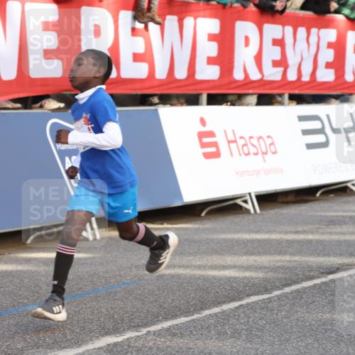 25.04.2025 - Das Zehntel Lena Gebhardt http://msf.ph/oto/7782718 26.04.2025 08:52:19 Ziel 1122, 1127, 1166, 1176, 1188, 1207, 1208, 1232, 1245, 1418, 1654, 1761, 1939, 1979, 2015, 2023, 2029, 2149, 2161, 2187, 2216, 2355, 2364, 2464, 2804, 2859, 2886, 3060, 3063, 3085, 3088, 3160, 3161, 3171, 3212, 3225, 3404, 3407, 3450, 3467, 3496, 3516, 3530, 3595, 3822, 3884 meine-sportfotos.de