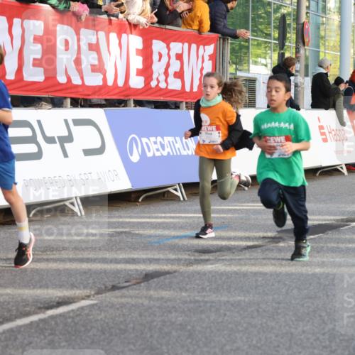 25.04.2025 - Das Zehntel Lena Gebhardt http://msf.ph/oto/7783209 26.04.2025 08:52:30 Ziel 1108, 1122, 1127, 1166, 1176, 1188, 1245, 1418, 1568, 1752, 1761, 1979, 2023, 2029, 2187, 2216, 2275, 2355, 2364, 2464, 2500, 2804, 2859, 2886, 3063, 3085, 3088, 3102, 3160, 3161, 3171, 3178, 3212, 3225, 3407, 3462, 3467, 3496, 3499, 3592, 3603, 3617, 3822, 3884, 3921, 3944 meine-sportfotos.de