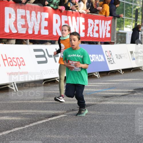 25.04.2025 - Das Zehntel Lena Gebhardt http://msf.ph/oto/7783237 26.04.2025 08:52:30 Ziel 1108, 1122, 1127, 1166, 1176, 1188, 1245, 1418, 1568, 1752, 1761, 1979, 2023, 2029, 2187, 2216, 2275, 2355, 2364, 2464, 2500, 2804, 2859, 2886, 3063, 3085, 3088, 3102, 3160, 3161, 3171, 3178, 3212, 3225, 3407, 3462, 3467, 3496, 3499, 3592, 3603, 3617, 3822, 3884, 3921, 3944 meine-sportfotos.de