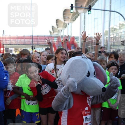 25.04.2025 - Das Zehntel Lena Gebhardt http://msf.ph/oto/7797993 26.04.2025 07:27:04 Allgemein zum Event 26, 3042, 1188, 90, 49 meine-sportfotos.de