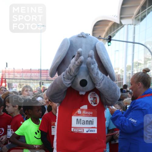 25.04.2025 - Das Zehntel Lena Gebhardt http://msf.ph/oto/7798015 26.04.2025 07:27:07 Allgemein zum Event 3042 meine-sportfotos.de