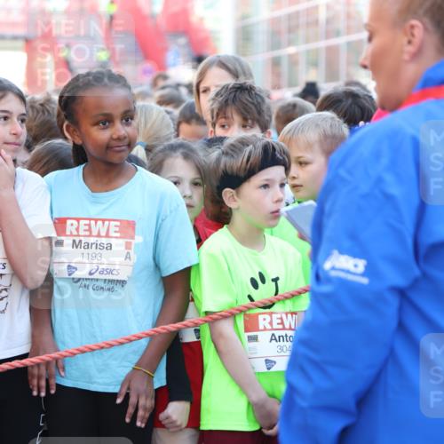 25.04.2025 - Das Zehntel Lena Gebhardt http://msf.ph/oto/7798032 26.04.2025 07:27:44 Allgemein zum Event 1193, 304 meine-sportfotos.de