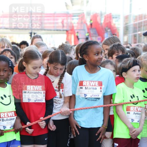 25.04.2025 - Das Zehntel Lena Gebhardt http://msf.ph/oto/7798089 26.04.2025 07:28:13 Allgemein zum Event 3042, 1188, 1193, 3049 meine-sportfotos.de