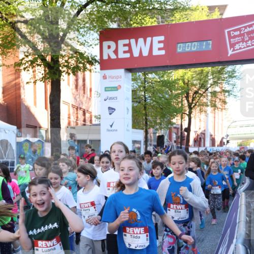 25.04.2025 - Das Zehntel Lena Gebhardt http://msf.ph/oto/7798497 26.04.2025 07:32:10 Allgemein zum Event 1422, 2885, 2317, 2323, 00, 0 meine-sportfotos.de