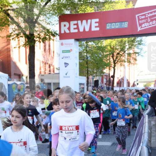 25.04.2025 - Das Zehntel Lena Gebhardt http://msf.ph/oto/7798524 26.04.2025 07:32:11 Allgemein zum Event 0, 00, 18, 2867, 23456 meine-sportfotos.de