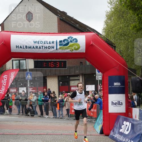 04.05.2025 - 8. Wedeler Halbmarathon Felixshl http://msf.ph/oto/7815178 04.05.2025 11:16:29 Ziel 932 meine-sportfotos.de