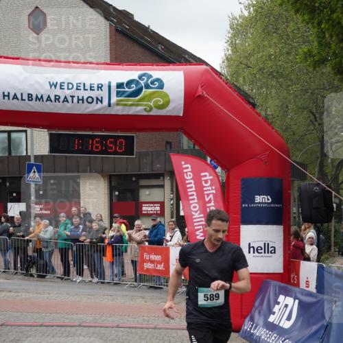04.05.2025 - 8. Wedeler Halbmarathon Felixshl http://msf.ph/oto/7815193 04.05.2025 11:16:48 Ziel 589 meine-sportfotos.de