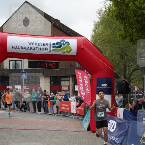04.05.2025 - 8. Wedeler Halbmarathon Felixshl http://msf.ph/oto/7815202 04.05.2025 11:17:38 Ziel 1184, 1207 meine-sportfotos.de