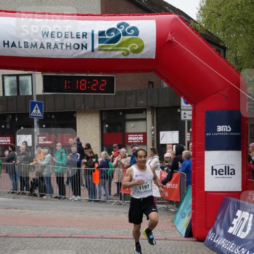 04.05.2025 - 8. Wedeler Halbmarathon Felixshl http://msf.ph/oto/7815217 04.05.2025 11:18:20 Ziel 1197 meine-sportfotos.de