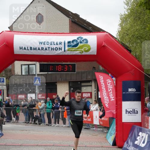 04.05.2025 - 8. Wedeler Halbmarathon Felixshl http://msf.ph/oto/7815228 04.05.2025 11:18:35 Ziel 1095 meine-sportfotos.de