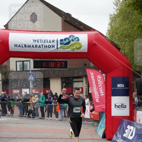 04.05.2025 - 8. Wedeler Halbmarathon Felixshl http://msf.ph/oto/7815229 04.05.2025 11:18:35 Ziel 1095 meine-sportfotos.de