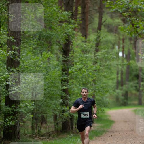 04.05.2025 - 8. Wedeler Halbmarathon Michael Strokosch http://msf.ph/oto/7815245 04.05.2025 10:26:55 Laufen 589 meine-sportfotos.de