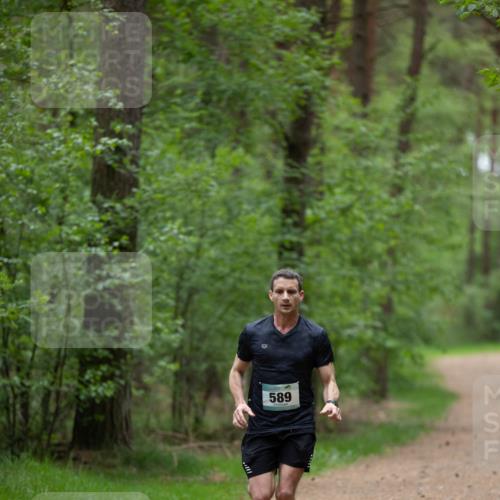 04.05.2025 - 8. Wedeler Halbmarathon Michael Strokosch http://msf.ph/oto/7815247 04.05.2025 10:26:57 Laufen 589 meine-sportfotos.de