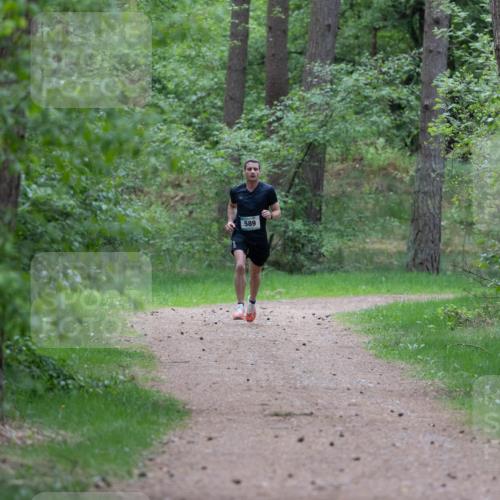 04.05.2025 - 8. Wedeler Halbmarathon Michael Strokosch http://msf.ph/oto/7815264 04.05.2025 10:27:00 Laufen 589 meine-sportfotos.de