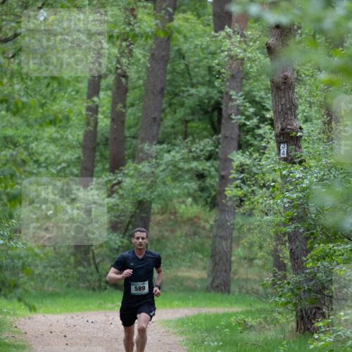 04.05.2025 - 8. Wedeler Halbmarathon Michael Strokosch http://msf.ph/oto/7815291 04.05.2025 10:27:06 Laufen 589 meine-sportfotos.de
