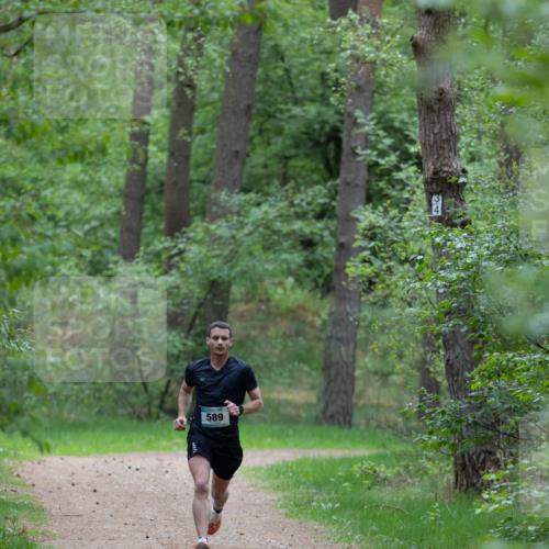 04.05.2025 - 8. Wedeler Halbmarathon Michael Strokosch http://msf.ph/oto/7815298 04.05.2025 10:27:06 Laufen 589 meine-sportfotos.de