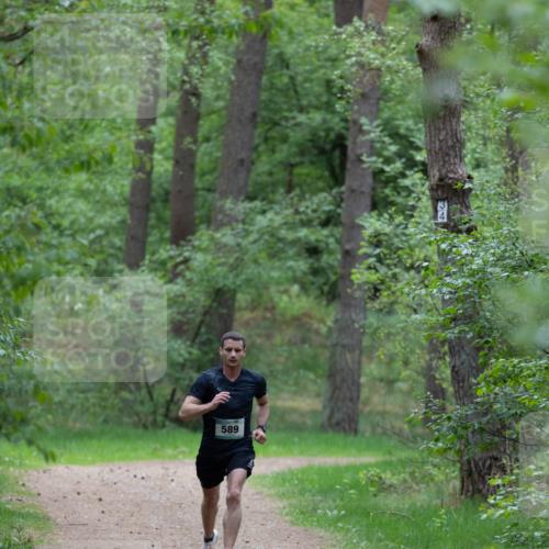 04.05.2025 - 8. Wedeler Halbmarathon Michael Strokosch http://msf.ph/oto/7815302 04.05.2025 10:27:07 Laufen 589 meine-sportfotos.de