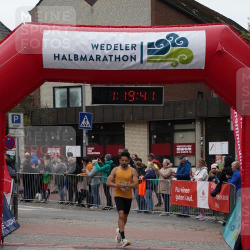04.05.2025 - 8. Wedeler Halbmarathon Felixshl http://msf.ph/oto/7815321 04.05.2025 11:19:39 Ziel 534 meine-sportfotos.de