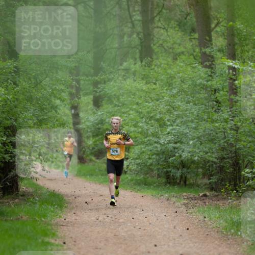 04.05.2025 - 8. Wedeler Halbmarathon Michael Strokosch http://msf.ph/oto/7815338 04.05.2025 10:27:36 Laufen 578 meine-sportfotos.de
