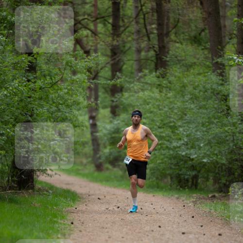 04.05.2025 - 8. Wedeler Halbmarathon Michael Strokosch http://msf.ph/oto/7815360 04.05.2025 10:27:47 Laufen  meine-sportfotos.de
