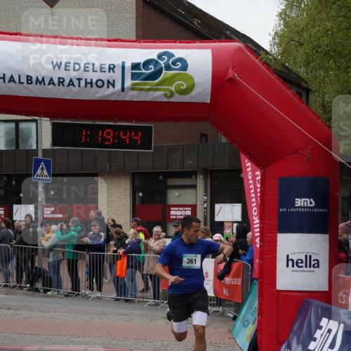 04.05.2025 - 8. Wedeler Halbmarathon Felixshl http://msf.ph/oto/7815361 04.05.2025 11:19:43 Ziel 361, 534 meine-sportfotos.de