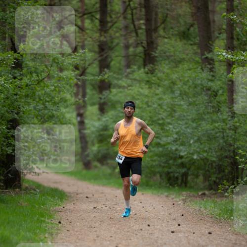 04.05.2025 - 8. Wedeler Halbmarathon Michael Strokosch http://msf.ph/oto/7815364 04.05.2025 10:27:48 Laufen 184 meine-sportfotos.de