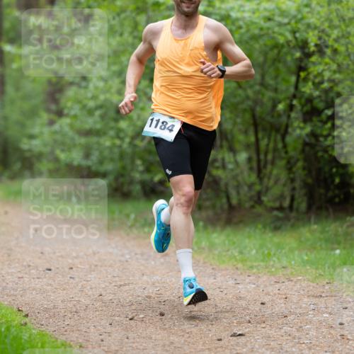 04.05.2025 - 8. Wedeler Halbmarathon Michael Strokosch http://msf.ph/oto/7815367 04.05.2025 10:27:53 Laufen 1184 meine-sportfotos.de