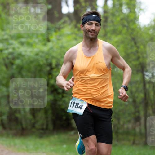 04.05.2025 - 8. Wedeler Halbmarathon Michael Strokosch http://msf.ph/oto/7815370 04.05.2025 10:27:53 Laufen 1184 meine-sportfotos.de