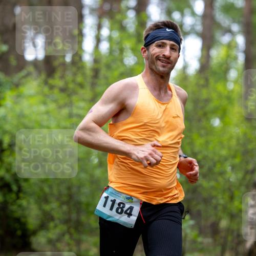 04.05.2025 - 8. Wedeler Halbmarathon Michael Strokosch http://msf.ph/oto/7815372 04.05.2025 10:27:54 Laufen 56, 1184 meine-sportfotos.de